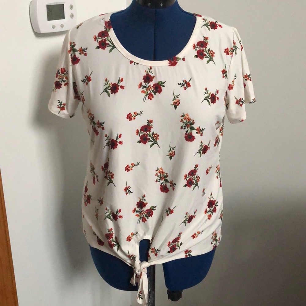 🔶 3/$12 🔶 Rue tie front top